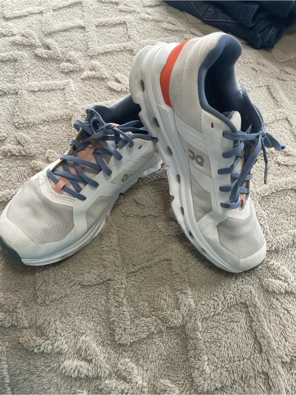 On Cloud - CloudRunning  White Sneakers with Slate Blue and Coral Accents. Sz 9